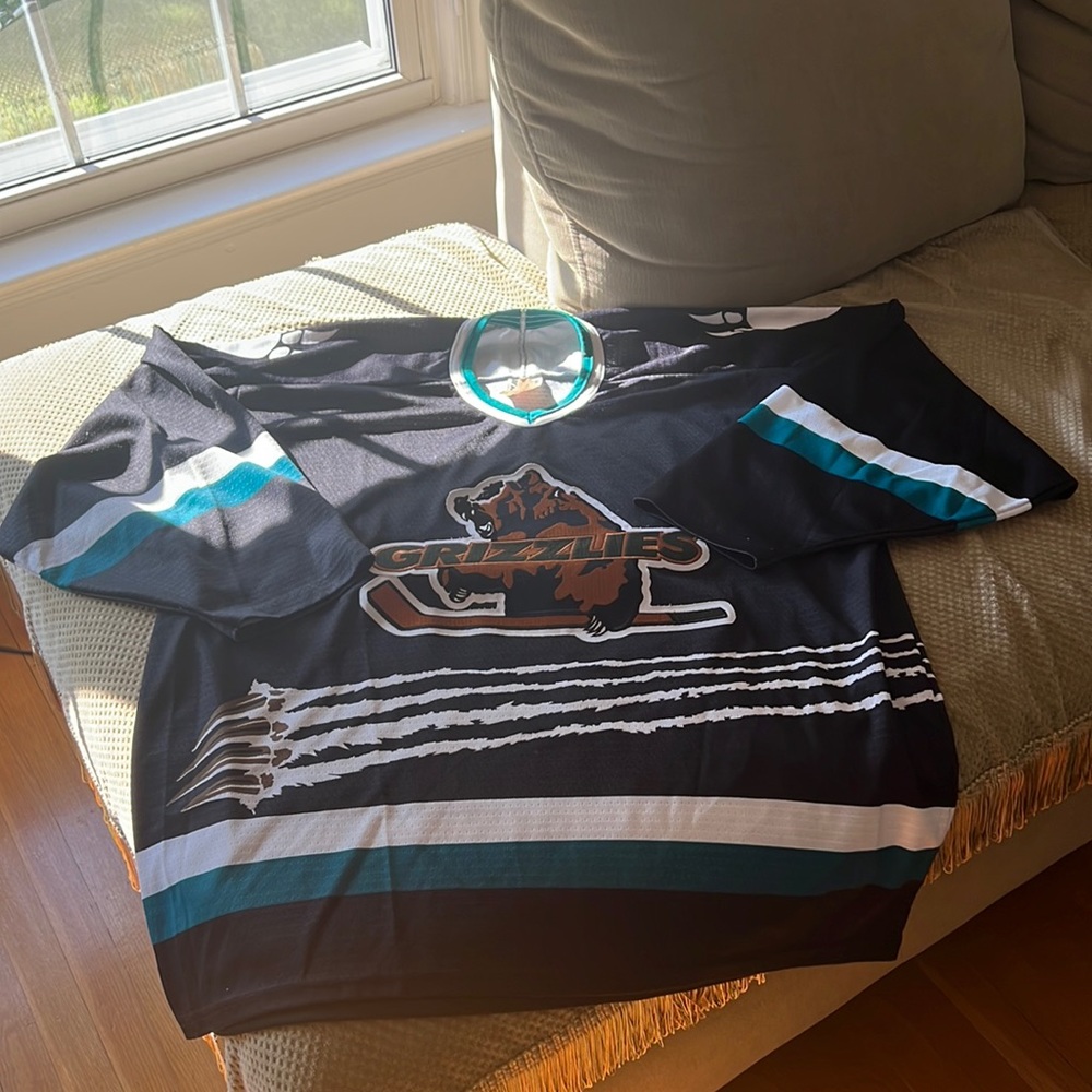Bauer Vintage Utah Grizzlies Hockey Jersey XL